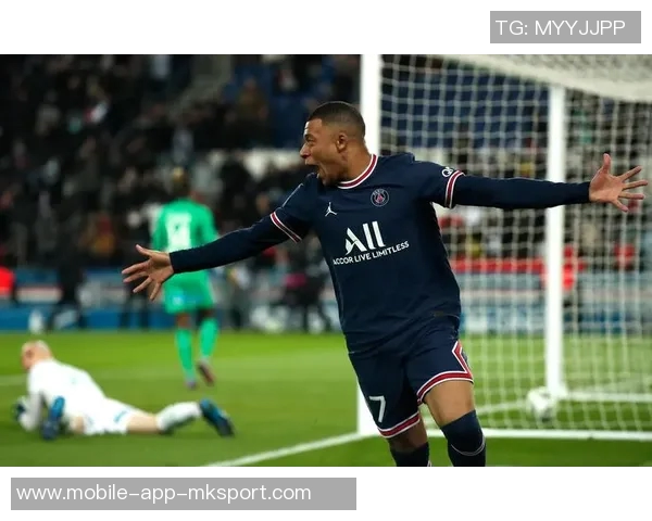 姆巴佩与哈兰德双双迎来进球狂潮追平C罗纪录只差一场比赛