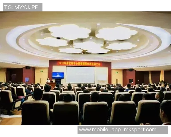 足球协会召开三大重要会议聚焦注册转会与教练员发展策略 足球协会召开三大重要会议聚焦注册转会与教练员发展策略