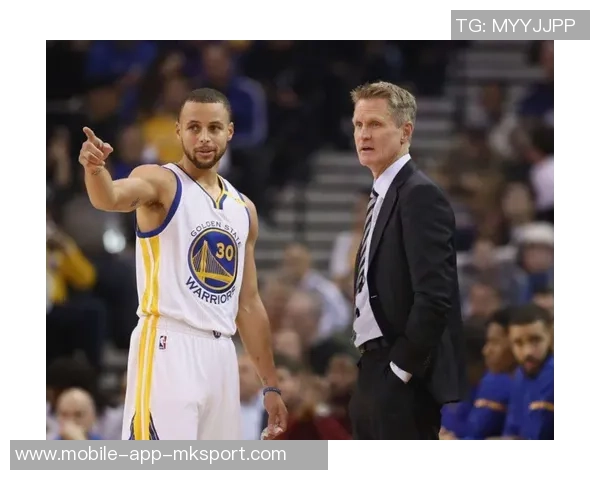 科尔分析缺少核心球队的影响对手往往会放开手脚全力进攻 科尔分析缺少核心球队的影响对手往往会放开手脚全力进攻