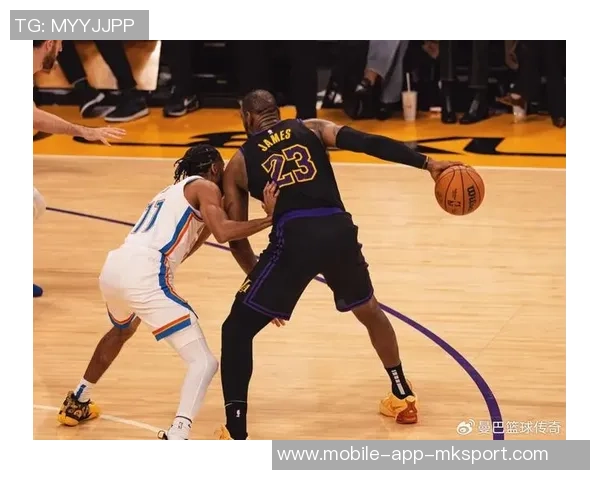 詹姆斯替补引发争议狼王直言3当家表现更佳不应让最佳球员坐板凳 詹姆斯替补引发争议狼王直言3当家表现更佳不应让最佳球员坐板凳